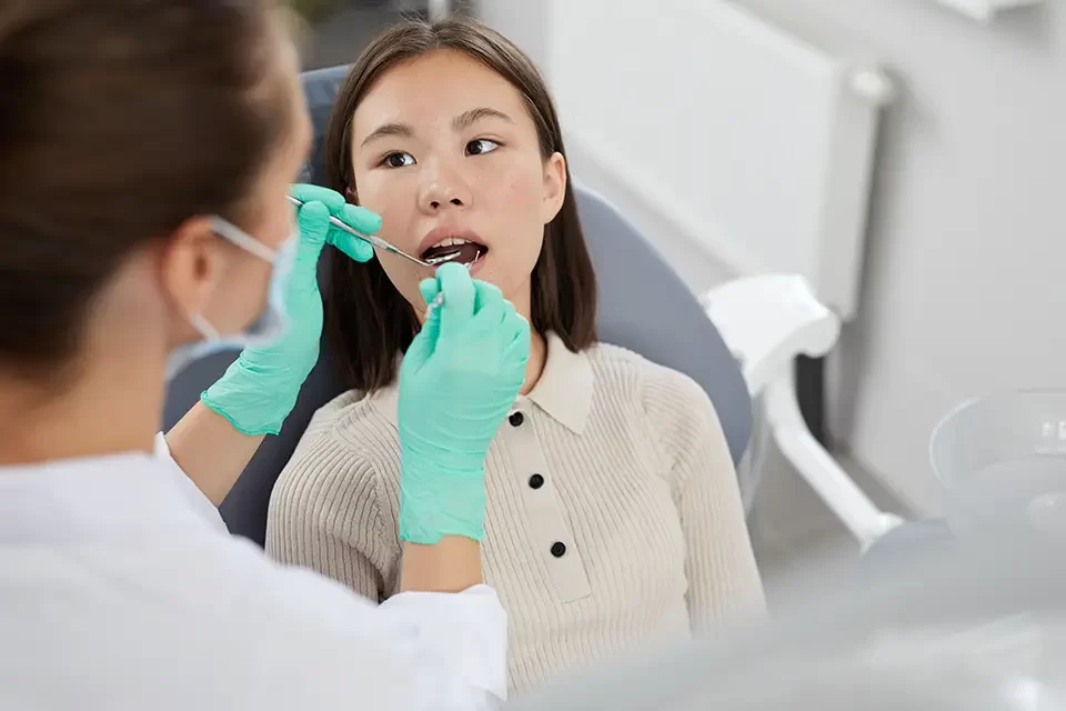Signs You Need a Dental Exam: Costs, Coverage, and Why Fees Vary